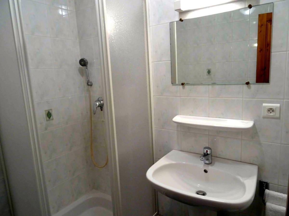L'Edelweiss Apartment La Chapelle-en-Valgaudemar Екстериор снимка